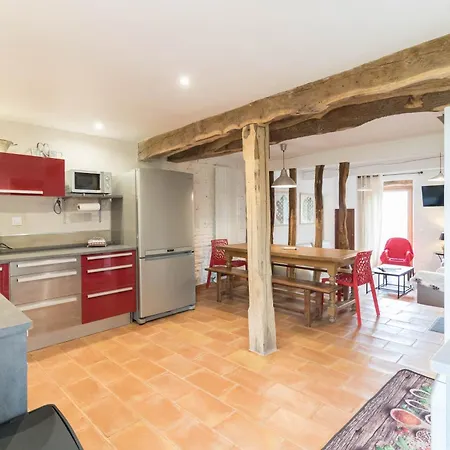 Souleilla De La Nine Semesterbostad *