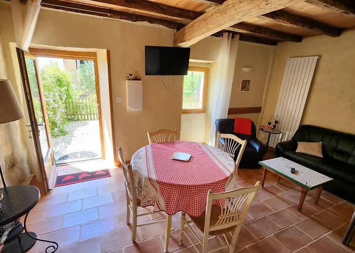 Souleilla De La Nine Feriehus Canens